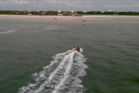 Drone e jet ski ajudam a salvar duas mulheres de afogamento em Salinas